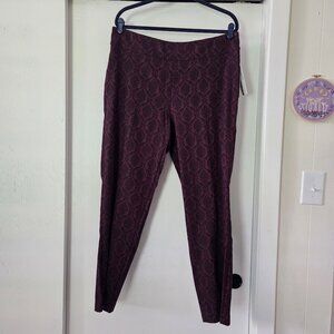 NWT Investments 16S The Park Ave Fit Modern Straight Pant Damask Pull-On